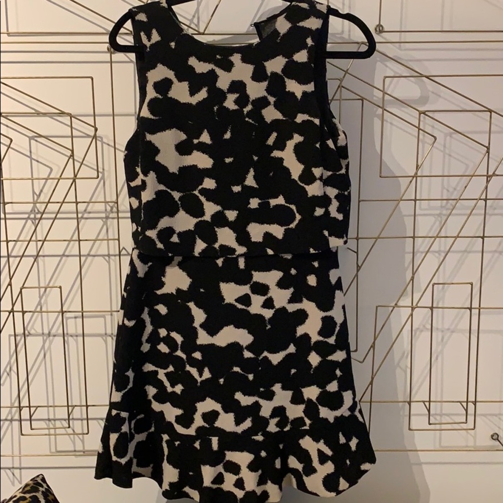 Adorable Jackie O style dress